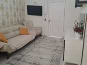 Продаётся 2-комн. вторичка 65 м², м. Иншаатчылар, photo 6 from 8