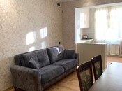 Сдаётся 3-комн. вторичка 75 м², м. Нефтчиляр, photo 1 from 8