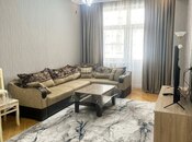 Сдаётся 2-комн. новостройка 72 м², м. Нефтчиляр, photo 6 from 8