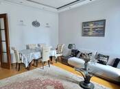 Satılır 4 otaqlı köhnə tikili 120 m², Sahil m., photo 3 from 8