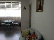 Продаётся 3-комн. вторичка 70 м², м. Низами, photo 2 from 8
