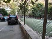 Satılır 2 otaqlı köhnə tikili 65 m², Elmlər Akademiyası m., photo 1 from 8