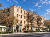 Продаётся 1-комн. вторичка 42 м², м. Элмляр Академиясы, photo 1 from 7