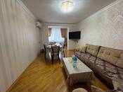 Satılır 3 otaqlı köhnə tikili 70 m², Yasamal r., photo 2 from 8