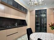 Сдаётся 3-комн. новостройка 180 м², м. 28 мая, photo 2 from 8