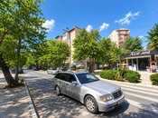 Продаётся 3-комн. вторичка 70 м², м. Кара Караев, photo 1 from 8