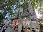 Satılır 5 otaqlı köhnə tikili 190 m², 28 May m., photo 1 from 8
