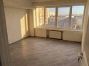 Satılır 2 otaqlı köhnə tikili 65 m², Gənclik m., photo 1 from 8