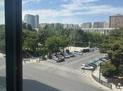 Сдаётся 3-комн. новостройка 80 м², м. 28 мая, photo 1 from 8