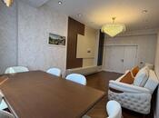 Продаётся 3-комн. новостройка 140 м², м. Нефтчиляр, photo 1 from 8