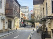 Satılır 2 otaqlı köhnə tikili 35 m², Sahil m., photo 1 from 7