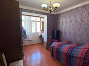Продаётся 3-комн. вторичка 70 м², м. Ази Асланов, photo 3 from 8