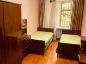 Сдаётся 3-комн. вторичка 80 м², м. Ичеришехер, photo 2 from 8