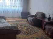 İcarəyə verilir 4 otaqlı köhnə tikili 111 m², M.Ə.Rəsulzadə q., photo 1 from 8