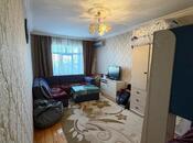 Satılır 2 otaqlı köhnə tikili 65 m², Əhmədli m., photo 1 from 8