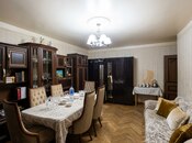Продаётся 3-комн. вторичка 70 м², м. Мемар Аджеми, photo 1 from 6