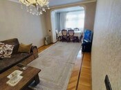 Satılır 3 otaqlı köhnə tikili 75 m², İnşaatçılar m., photo 2 from 8