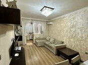 Продаётся 3-комн. вторичка 60 м², м. Иншаатчылар, photo 1 from 8