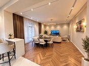 Сдаётся 3-комн. новостройка 180 м², м. Низами, photo 2 from 8