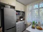 Satılır 2 otaqlı köhnə tikili 38 m², Xalqlar Dostluğu m., photo 5 from 8