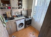 Satılır 2 otaqlı köhnə tikili 48 m², Xalqlar Dostluğu m., photo 6 from 7