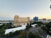 Сдаётся 3-комн. вторичка 100 м², м. 28 мая, photo 1 from 8