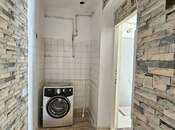 Satılır 2 otaqlı köhnə tikili 45 m², İnşaatçılar m., photo 6 from 7