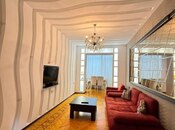 Продаётся 2-комн. вторичка 60 м², м. Элмляр Академиясы, photo 2 from 8