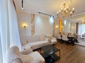 Сдаётся 2-комн. новостройка 66 м², м. 8 ноября, photo 1 from 8