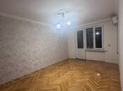 Продаётся 2-комн. вторичка 45 м², м. Иншаатчылар, photo 3 from 8