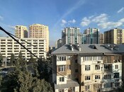 Продаётся 3-комн. вторичка 45 м², м. Иншаатчылар, photo 8 from 8
