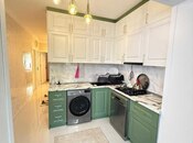 Satılır 4 otaqlı köhnə tikili 110 m², İnşaatçılar m., photo 7 from 8