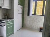 Satılır 4 otaqlı köhnə tikili 110 m², İnşaatçılar m., photo 8 from 8