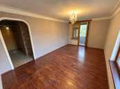 Продается 2-комн. вторичка 40 м², м. Кара Караев, photo 1 from 5