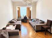 Satılır 3 otaqlı köhnə tikili 87 m², Memar Əcəmi m., photo 1 from 8