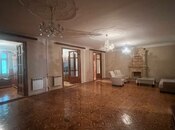 İcarəyə verilir 4 otaqlı köhnə tikili 120 m², Elmlər Akademiyası m., photo 2 from 8