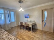 Satılır 2 otaqlı köhnə tikili 55 m², Elmlər Akademiyası m., photo 3 from 8