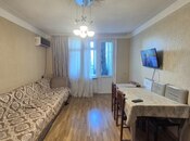 Satılır 2 otaqlı köhnə tikili 55 m², Elmlər Akademiyası m., photo 1 from 8