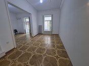 Satılır 4 otaqlı köhnə tikili 105 m², Sahil m., photo 7 from 8