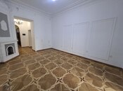 Satılır 4 otaqlı köhnə tikili 105 m², Sahil m., photo 3 from 8