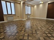 İcarəyə verilir  obyekt 130 m², İnşaatçılar m., photo 1 from 8