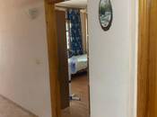Satılır 3 otaqlı köhnə tikili 70 m², Qara Qarayev m., photo 7 from 8
