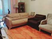 Satılır 4 otaqlı köhnə tikili 70 m², İnşaatçılar m., photo 2 from 7