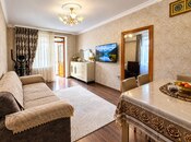 Продаётся 2-комн. вторичка 55.7 м², пос. Бадамдар, photo 1 from 7