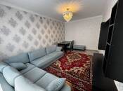 Продаётся 2-комн. вторичка 65 м², Хатаинский р., photo 1 from 8