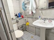Satılır 2 otaqlı köhnə tikili 55 m², İnşaatçılar m., photo 6 from 7