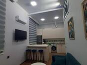 Сдаётся 2-комн. вторичка 50 м², м. Низами, photo 1 from 6