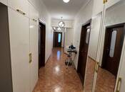 Продаётся 3-комн. вторичка 80 м², м. Иншаатчылар, photo 3 from 8
