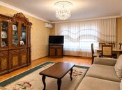 Satılır 2 otaqlı köhnə tikili 60 m², Həzi Aslanov m., photo 1 from 8