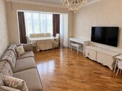 Satılır 2 otaqlı köhnə tikili 80 m², Qara Qarayev m., photo 3 from 8